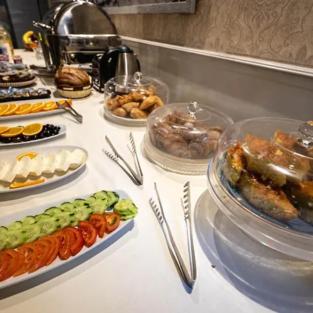 Aria Center Отель 3*