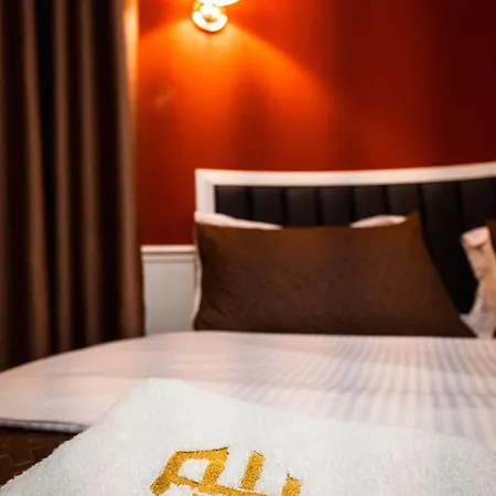 Aria Center 3* Tirana