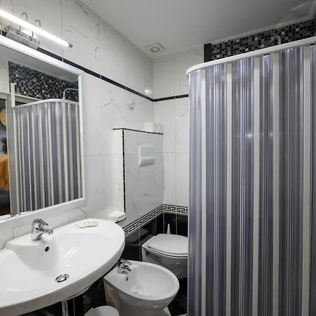 Aria Center 3* Тирана