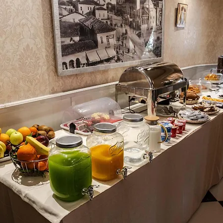 Aria Center 3* Тирана