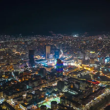 Отель Aria Center 3*