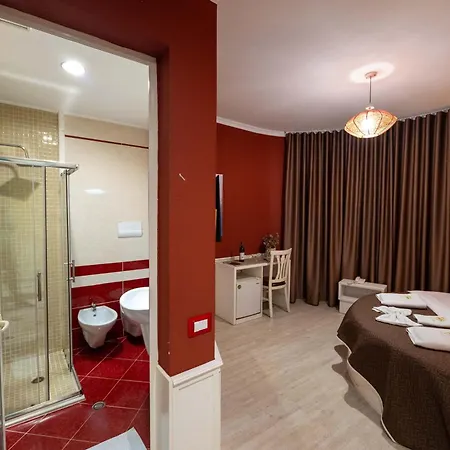 Aria Center Отель Тирана