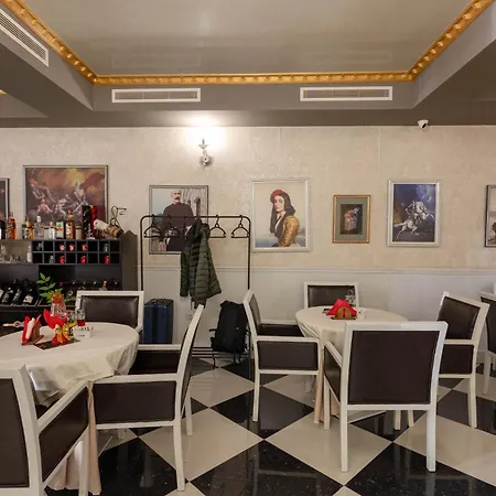 Aria Center 3* Тирана